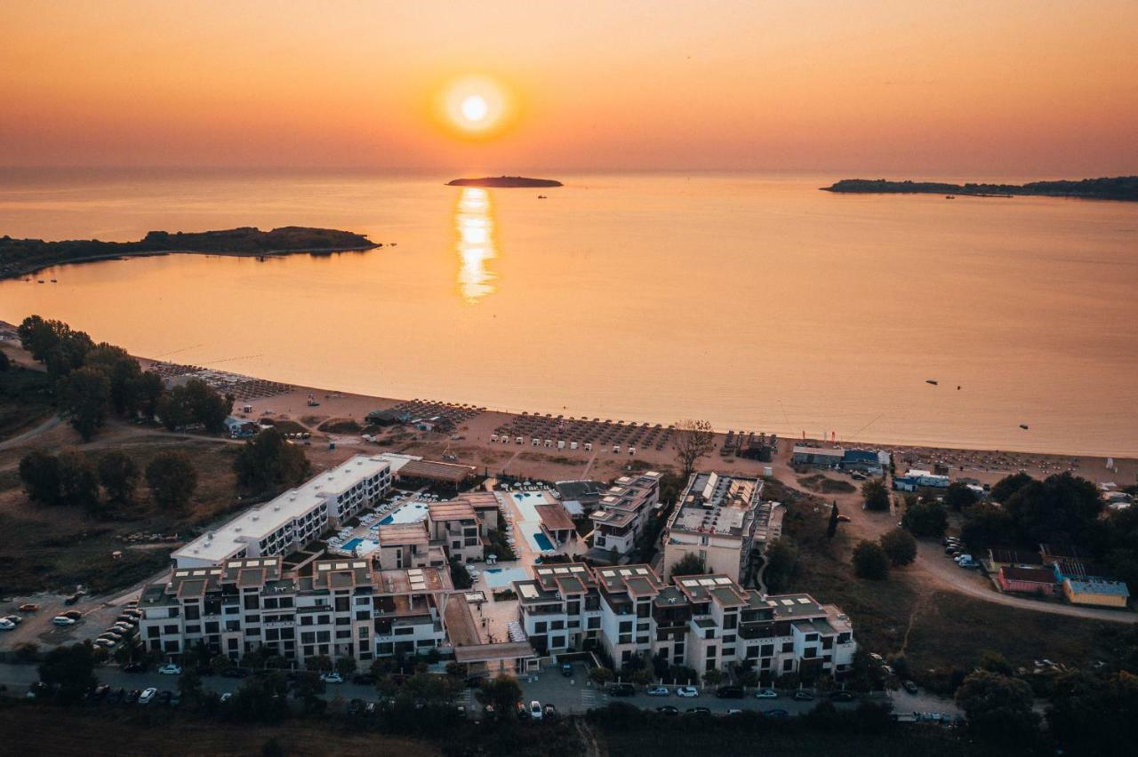 Apolonia Θέρετρο